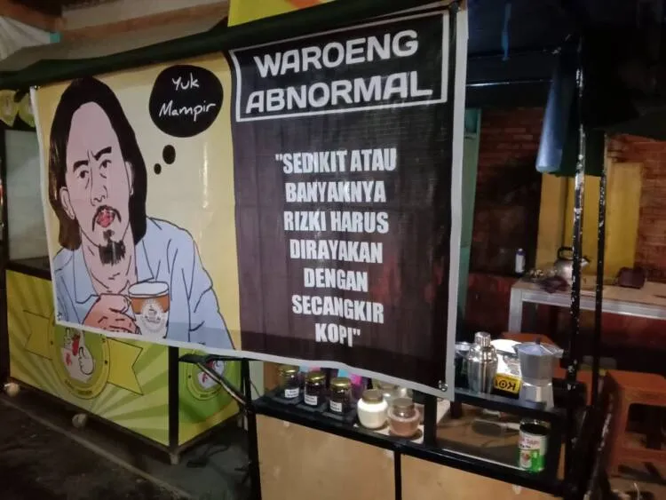 Keren Nih, Waroeng ABNORMAL Pamanukan Tempat Gaul Mahasiswa & Milenial Pamanukan