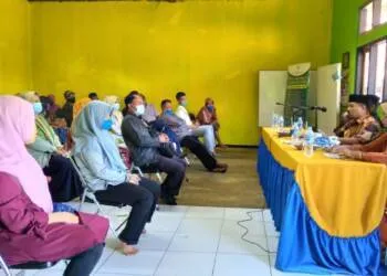 Pembagian Raport Santri Darul Falah Klaster Warga Sekitar Berprotokol Kesehatan Ketat