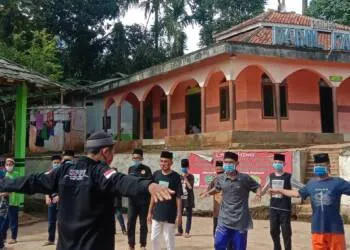Pola Hidup Santri Sehat Kunci Terbebas Korona
