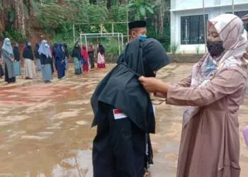 Daily Conversation Jadi Pengganti Belajar Tatap Muka di Ponpes Darul Falah Cimanggu