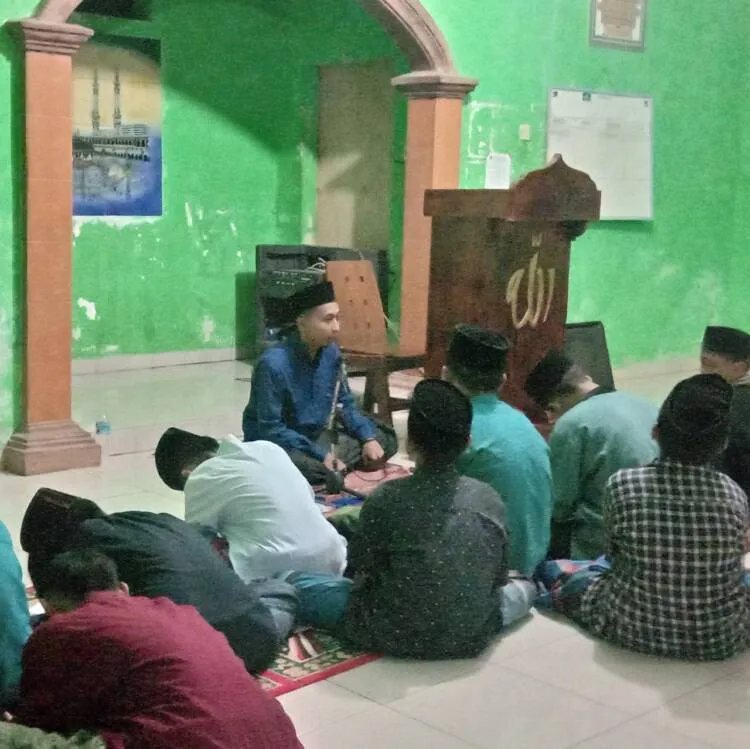 Pengasuh Ponpes Darul Falah, Ajak Santri Optimalkan Masa Muda Untuk Mencari Ilmu