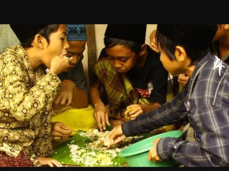 Duuh..Nikmatnya  Mondok di Waktu Muda