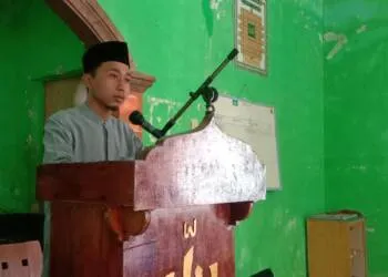 Isi Khutbah Jum’at, Ust Idar Ajak Jama’ah Gali Hikmah di Balik Musibah