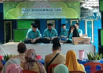 Ustadz Metal Ceramah di Kampung Sindang Hurip Desa Cimanggu, Kades Nunung: Jamaah Harus Taat Prokes Covid-19