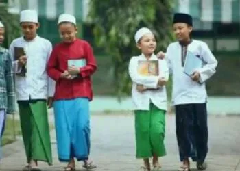 Berikut Ancaman Bagi Orang yang Berilmu Tetapi Tidak di Amalkan