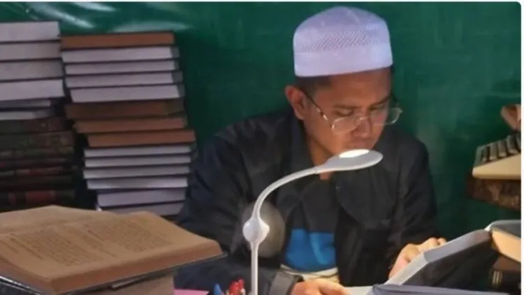 Puitisasi Ajaran Islam: Nadhom Sunda Kiai Muda NU Kota Tasik