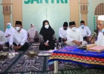 Smart Santri di Banyuwangi Ajak ASN dan Warga Untuk Mengaji Kitab Kuning
