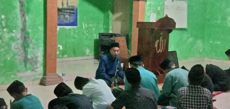 Isi Pengajian Singkat Seusai Tarawih, Ustad Idar Rifa’i Ajak Santri Kembangkan Kegiatan Positif di Pesantren Ramadhan