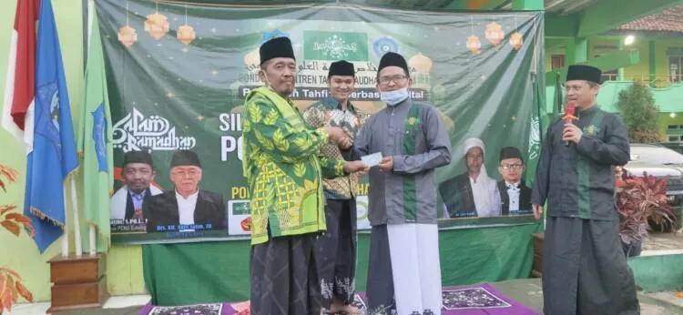 Gelar Silaturrahmi dan Tarling PCNU Subang Bersama Ponpes Raudhatul Ulum, KH Satibi : “Kita Harus Bangga Sebagai Warga NU”