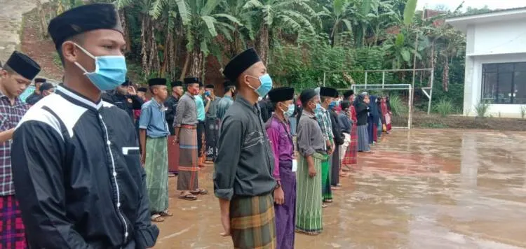 Mewujudkan Idealisme Santri untuk Perubahan Dunia