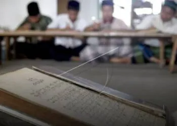 Santri hingga Pejabat Banyuwangi Ngaji di Smart Santri selama Ramadlan