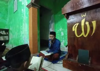 Isi Pengajian Subuh, Ustad Idar : “Mari Tingkatkan Revolusi Akhlak Berdasarkan Al-Qur’an dan Hadist”