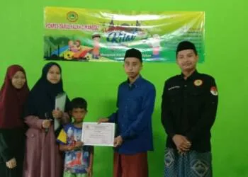 Penutupan Sanlat Ramadhan Diniyah Darul Falah, Ust Idar Ajak Santri Diniyah Tingkatkan Mencari Ilmu Walaupun Ditengah Pandemi