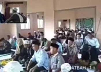 Suasana Pelaksanaan Sholat Idul Fitri 1442 H di Pondok Pesantren Al-Hidayah Cijolang Karyabakti Tasikmalaya
