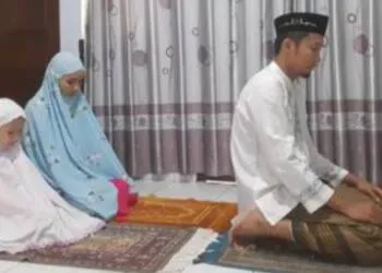 Sholat Idul Fitri di Rumah, Berikut Hukum dan Ketentuannya