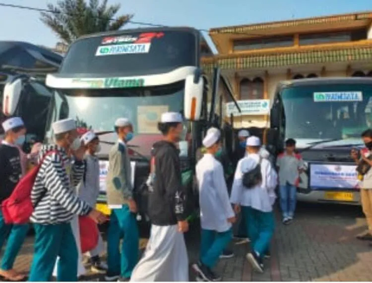 Ini Syarat Santri Bisa Kembali ke Pesantren