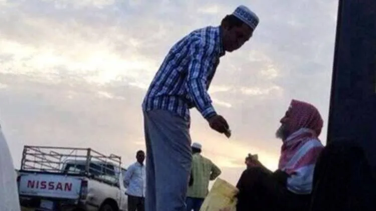 7 Manfaat Sedekah Bagi Kehidupan Manusia, Salah Satunya Memperpanjang Usia