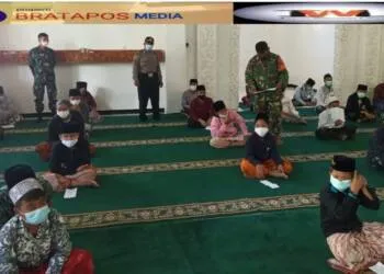 Demi Keselamatan Bersama, TNI Lumajang Fokuskan Santri Jaga Kesehatan