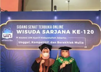 Santri PESMADAI Raih Wisudawan Terbaik UIN Jakarta