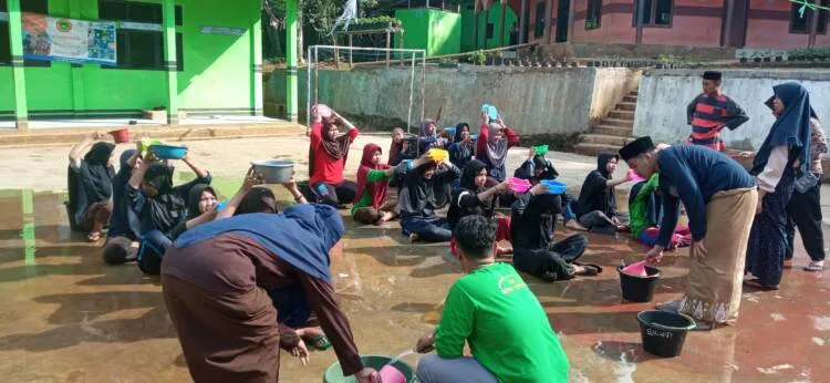 Sambut HUT RI ke-76, Pondok Pesantren Darul Falah Cimanggu Gelar Perlombaan Antar Santri