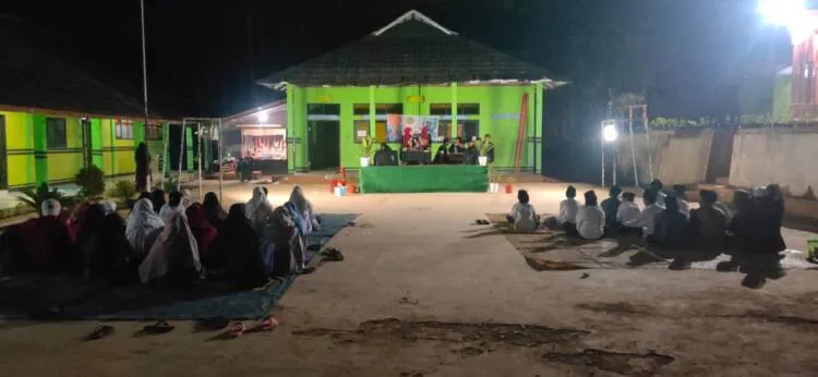 Selaku Pengurus Ponpes Darul Falah, Ust Idar Apresiasi Kegiatan Muhadzoroh Akbar Sekaligus Pemberian Kartu Digital Santri