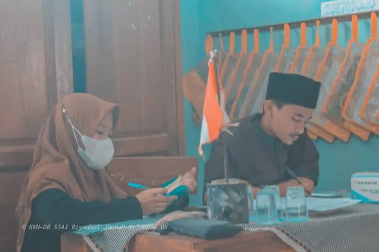 Upaya Membentuk Generasi Islami, KKN DR STAI Riyadhul Jannah Kelompok 5 Gelar Lomba Keagamaan