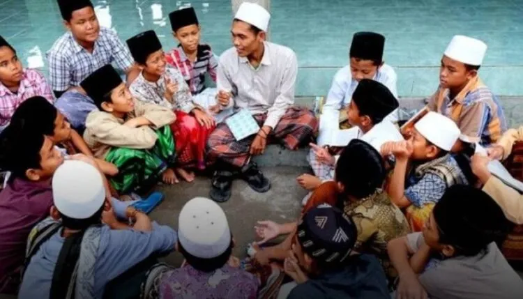 Pesantren Jaga Islam dari Dua Sisi, Ilmu dan Akhlak