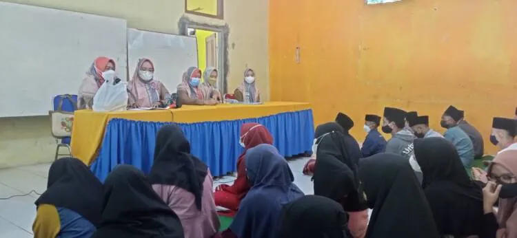 Upaya Membentuk PHBS di Tatanan Sekolah, Puskesmas Cisalak Subang Gelar Sosialisasi di Ponpes Darul Falah Cimanggu