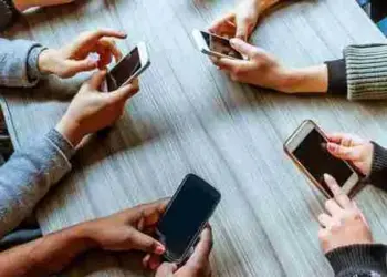 Belajar Agama via Online: Solusi atau Ilusi?