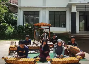 Santri Darul Falah Tampil di Milangkala Desa Cimanggu