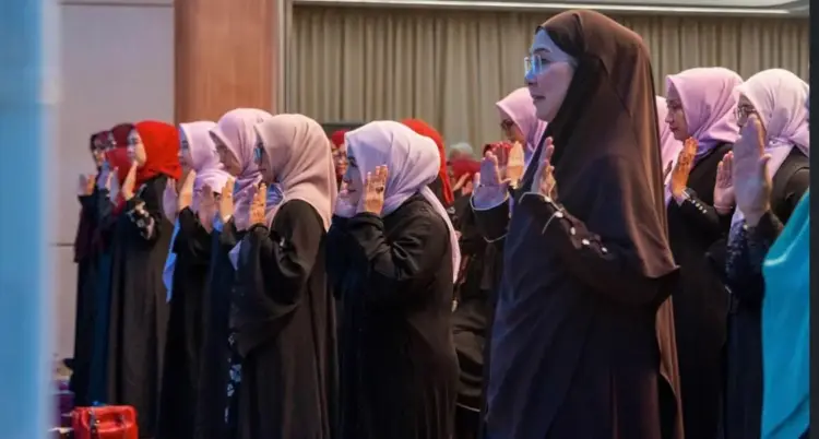 Pemeriksaan Gerakan Salat Bersama Ustaz Aam sebagai Ikhtiar Meningkatkan Kekhusyukan dalam Ibadah