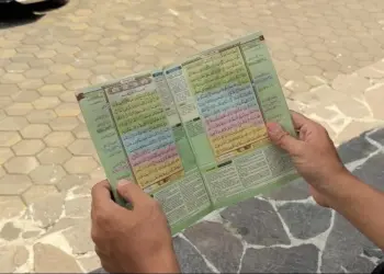 Luangin Waktu Baca Al-Qur’an di Tengah Kesibukan
